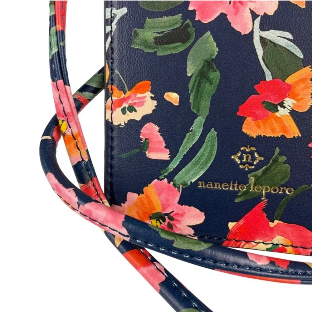 Nanette Lepore crossbody purse/cell holder-NWOT